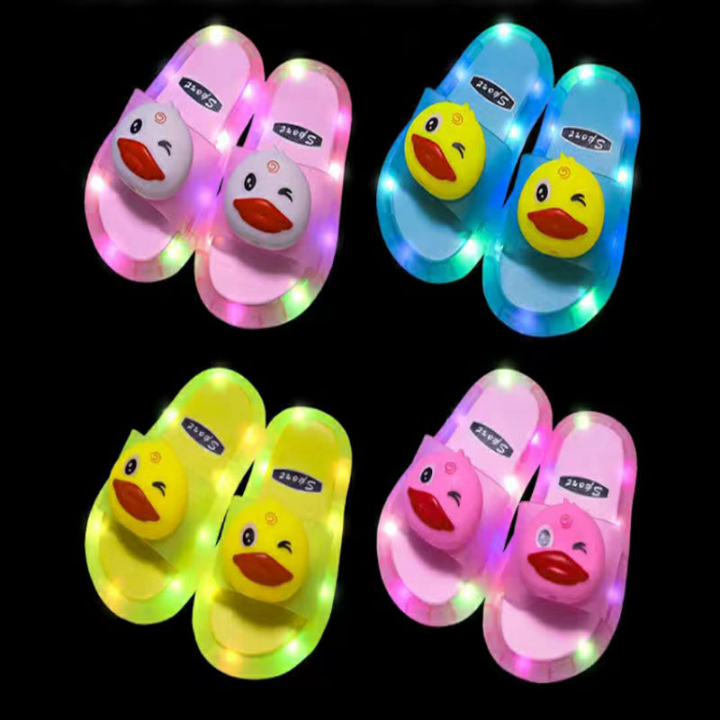 FunnyFlips | Jongens als meisjes zullen dol zijn op hun eigen paar light up slippers.