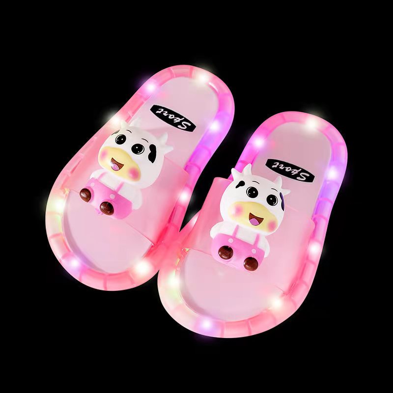 FunnyFlips | Jongens als meisjes zullen dol zijn op hun eigen paar light up slippers.